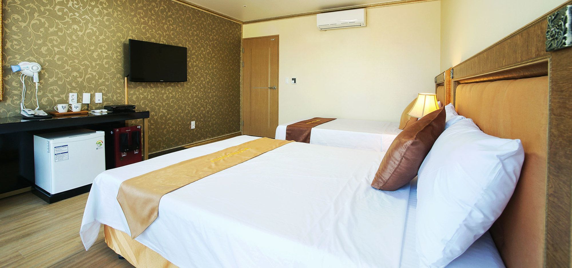 Pearly Hotel Jeju Exteriör bild